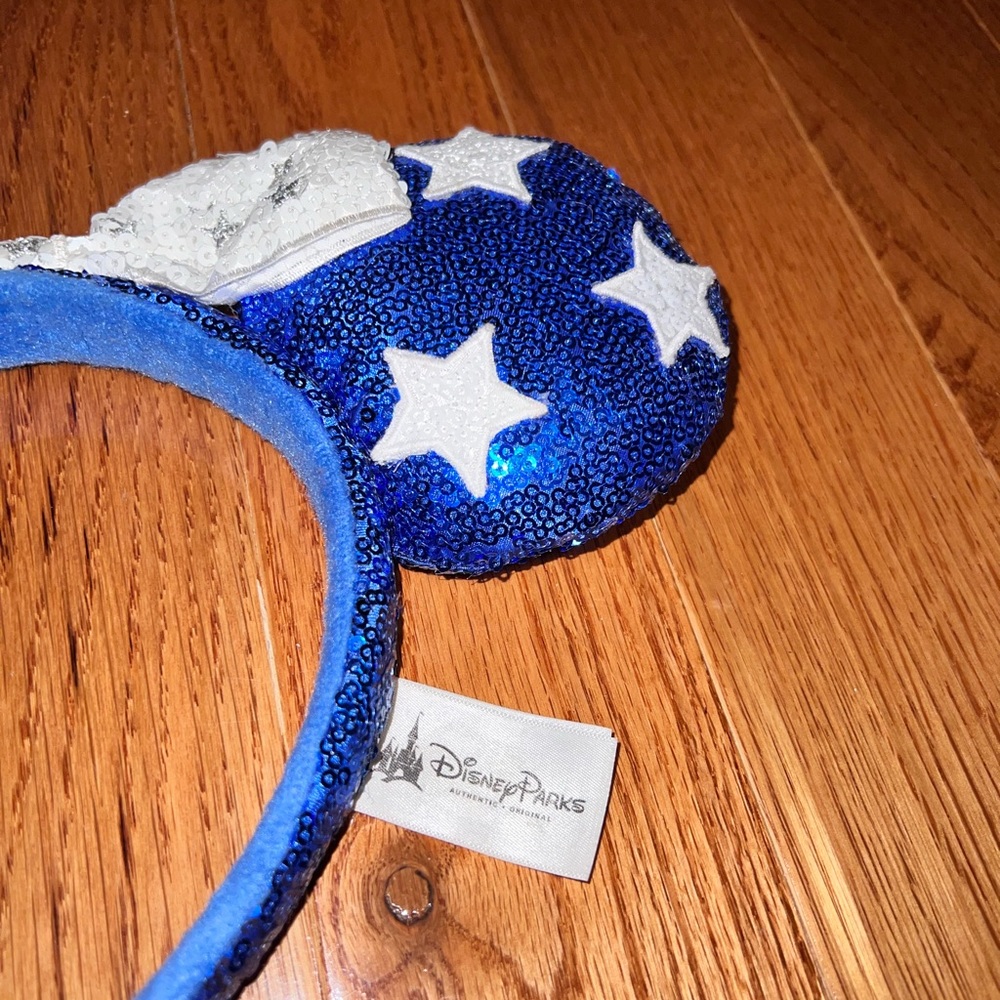 Disney Royal Blue Sequin Star Minnie Ear Headband with White Bow - Picture 2 of 5